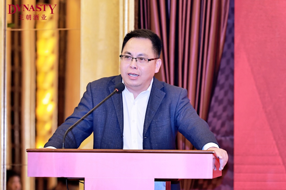 6d9e695d-3f14-4781-92cf-97afc15d6954